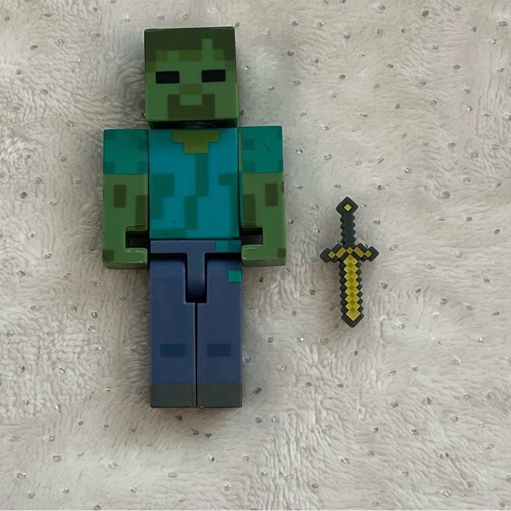 Minecraft Overworld Zombie Fully Articulated Series 1 Action Figure and Sword